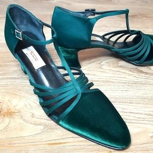 Talbots Womens Green Velvet Almond Toe Formal Heels 9.5 Narrow